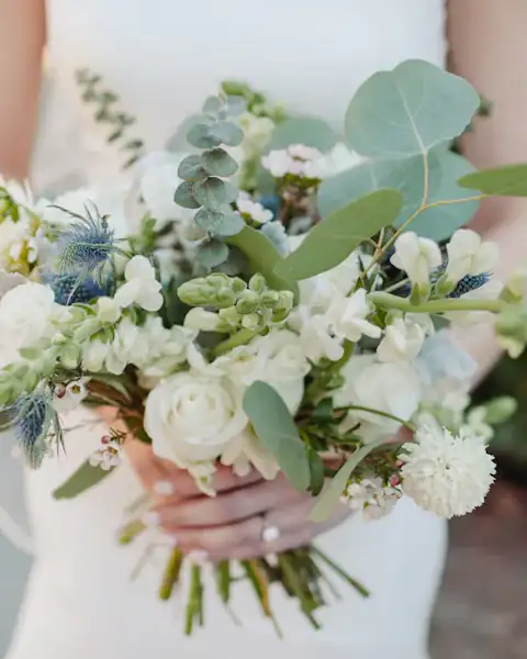 Bouquet da sposa bianco e verde